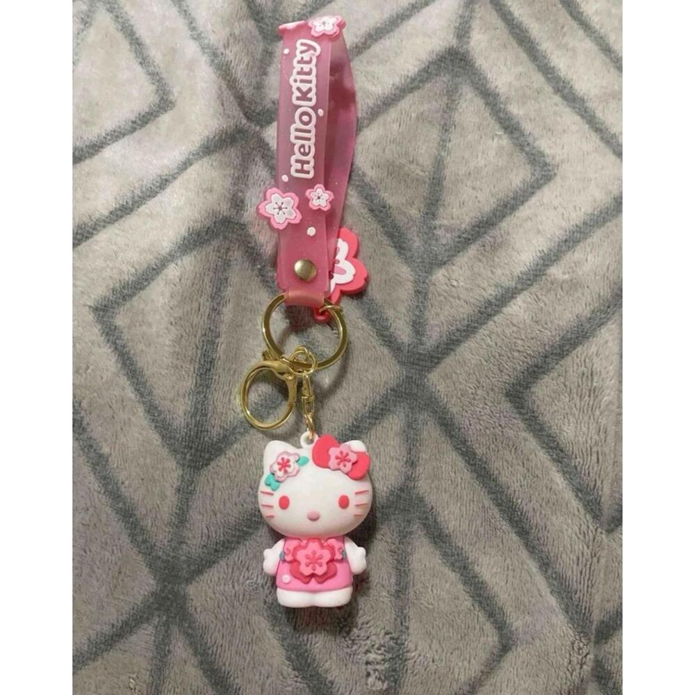 Hello Kitty keychain